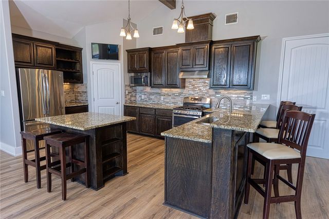 3322 Maui Dr, Corpus Christi, TX 78418