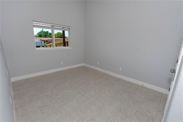3322 Maui Dr, Corpus Christi, TX 78418