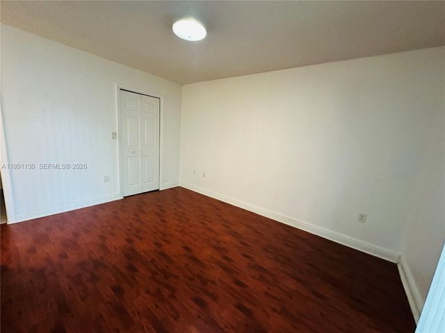 15689 SW 106th Ln 701, Miami, FL 33196