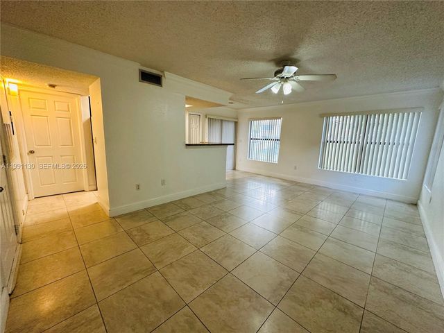 15689 SW 106th Ln 701, Miami, FL 33196