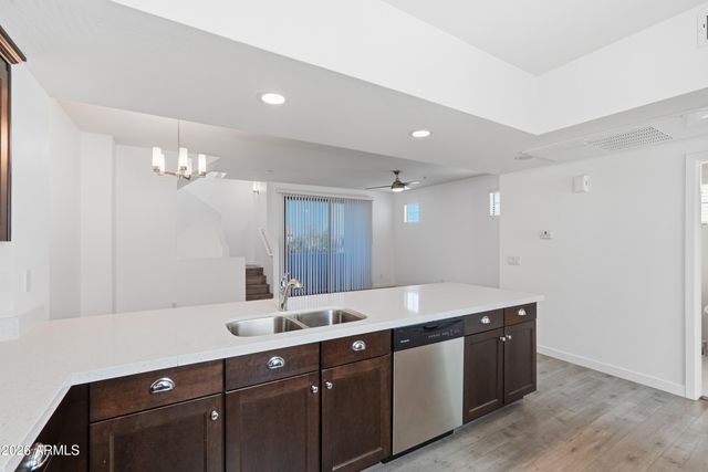2315 N 52ND Street 107, Phoenix, AZ 85008