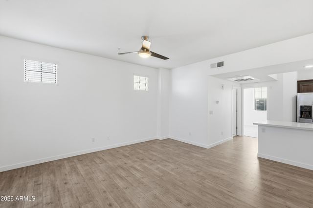 2315 N 52ND Street 107, Phoenix, AZ 85008