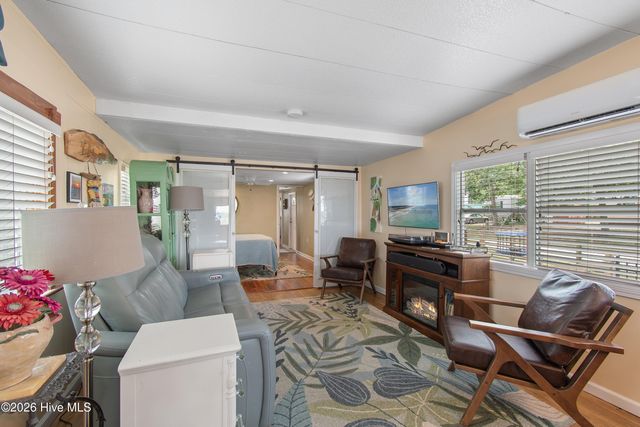 7701 E Yacht Drive, Oak Island, NC 28465