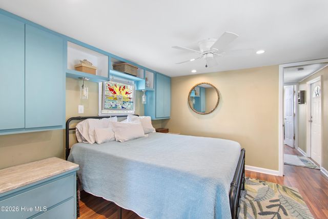 7701 E Yacht Drive, Oak Island, NC 28465
