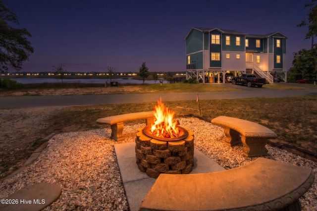 7701 E Yacht Drive, Oak Island, NC 28465