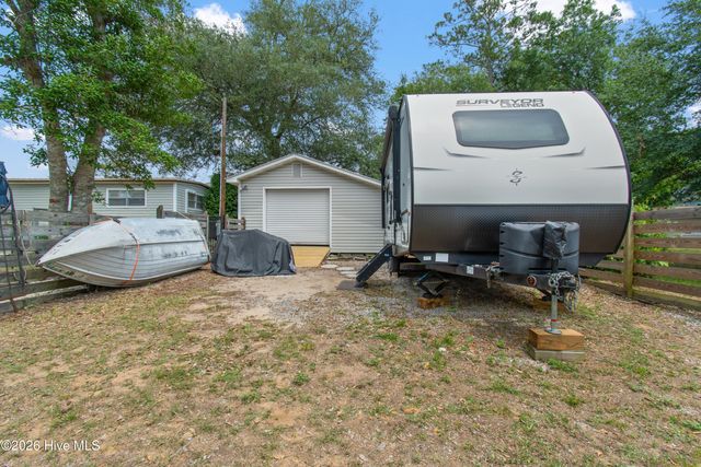 7701 E Yacht Drive, Oak Island, NC 28465