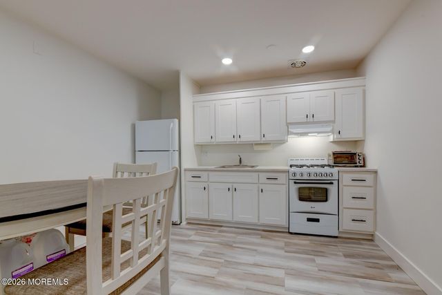 1 C Dove Street, Manchester, NJ 08759