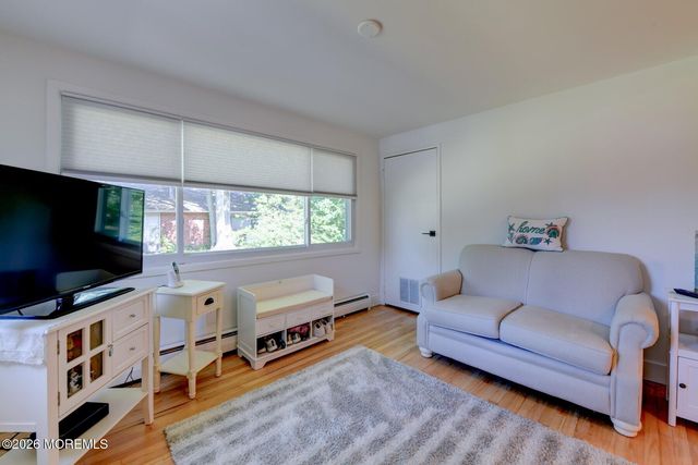 1 C Dove Street, Manchester, NJ 08759