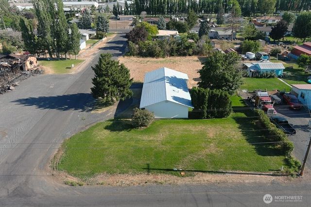 4126 NE Fairview Place, Moses Lake, WA 98837