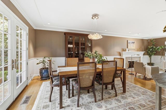 1749 Haggin Grove Way, Carmichael, CA 95608