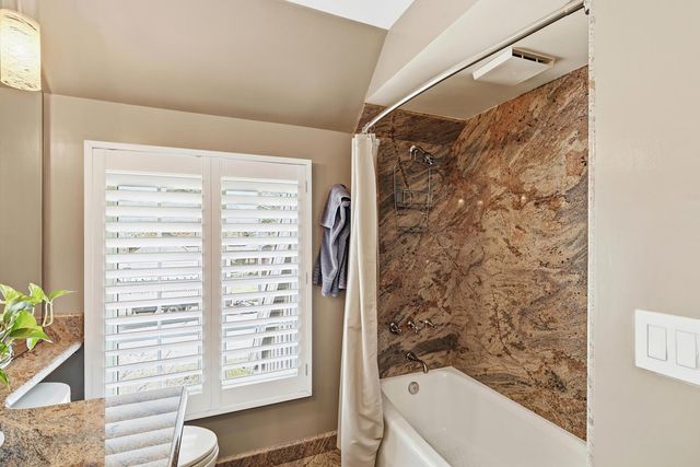 1749 Haggin Grove Way, Carmichael, CA 95608