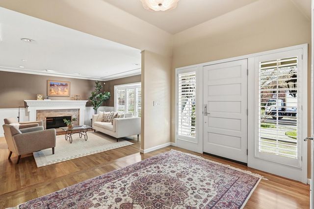 1749 Haggin Grove Way, Carmichael, CA 95608