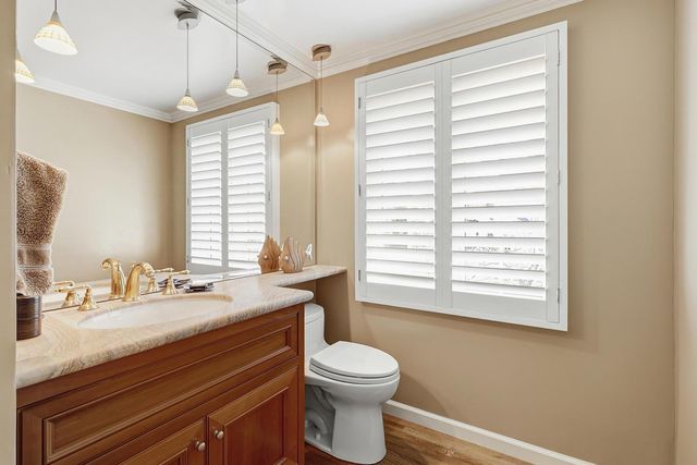 1749 Haggin Grove Way, Carmichael, CA 95608