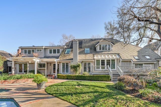 1749 Haggin Grove Way, Carmichael, CA 95608