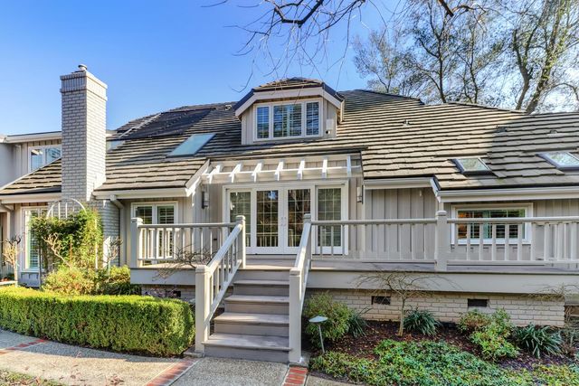 1749 Haggin Grove Way, Carmichael, CA 95608