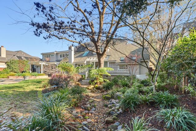 1749 Haggin Grove Way, Carmichael, CA 95608