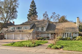1749 Haggin Grove Way, Carmichael, CA 95608