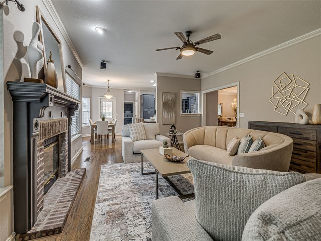 12512 18th Circle E, Jenks, OK 74037