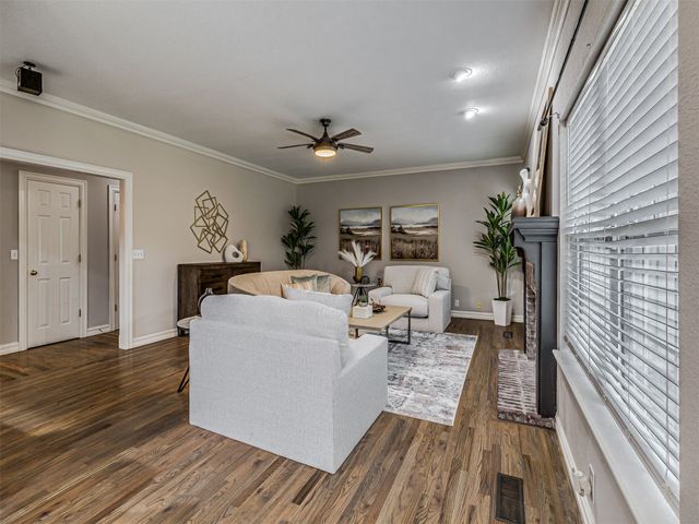 12512 18th Circle E, Jenks, OK 74037