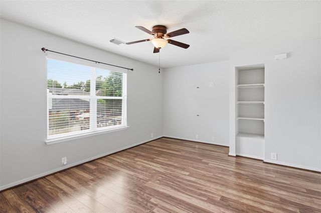 17311 Shadow Ledge Drive, Houston, TX 77095