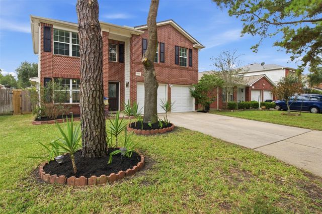 17311 Shadow Ledge Drive, Houston, TX 77095