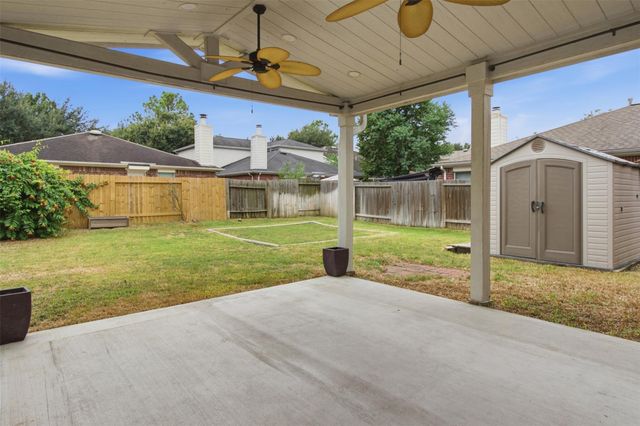 17311 Shadow Ledge Drive, Houston, TX 77095