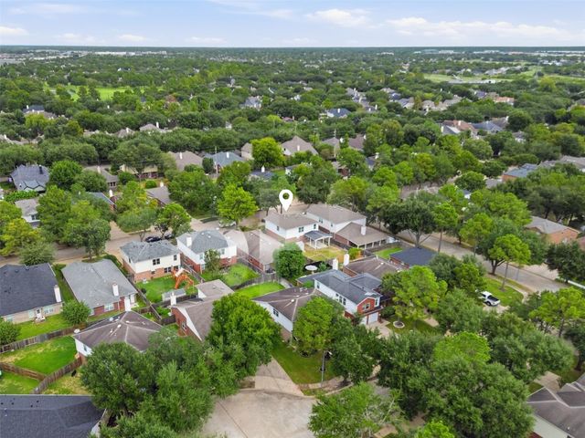 17311 Shadow Ledge Drive, Houston, TX 77095