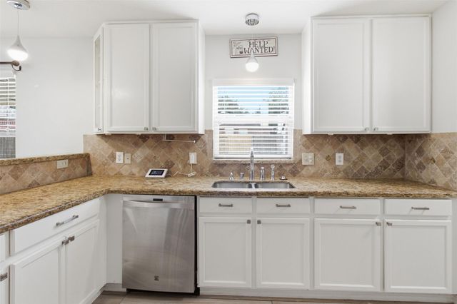 17311 Shadow Ledge Drive, Houston, TX 77095