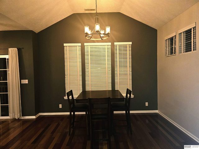 14102 Tregaron Ridge Avenue, Bellevue, NE 68123