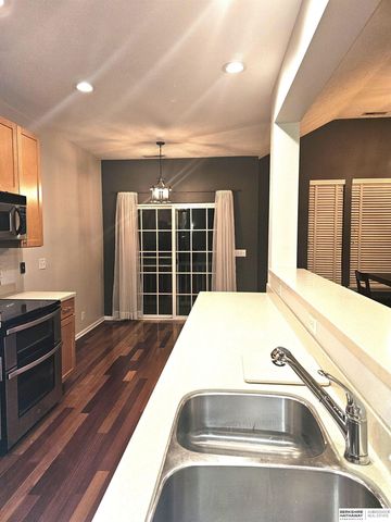 14102 Tregaron Ridge Avenue, Bellevue, NE 68123