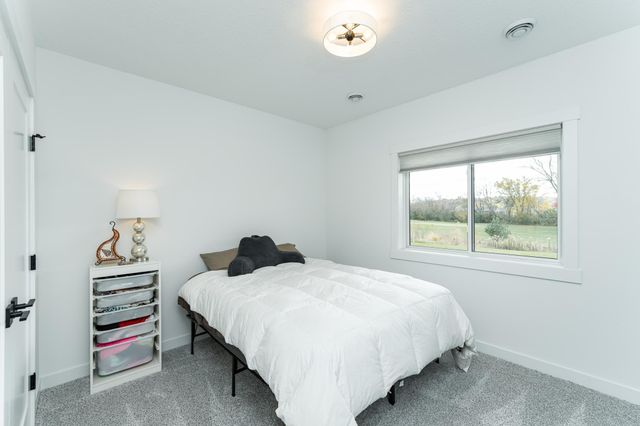 1870 Hadley Hills Drive NE, Rochester, MN 55906