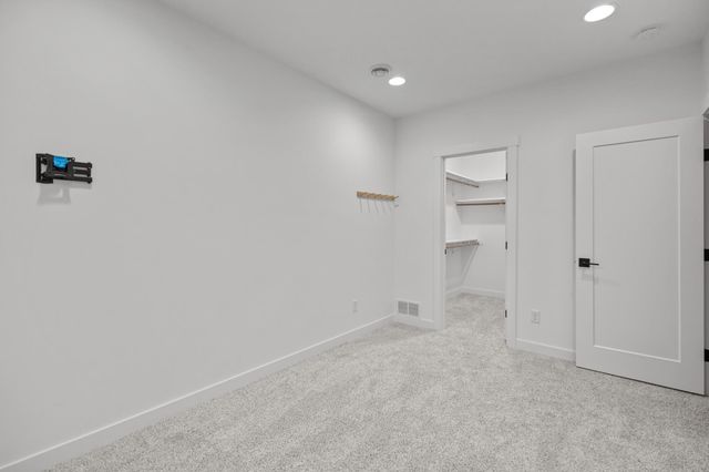 1870 Hadley Hills Drive NE, Rochester, MN 55906