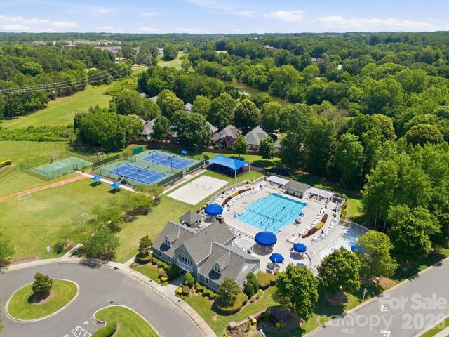9329 Uxbridge Lane, Huntersville, NC 28078