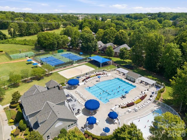 9329 Uxbridge Lane, Huntersville, NC 28078