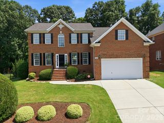 9329 Uxbridge Lane, Huntersville, NC 28078