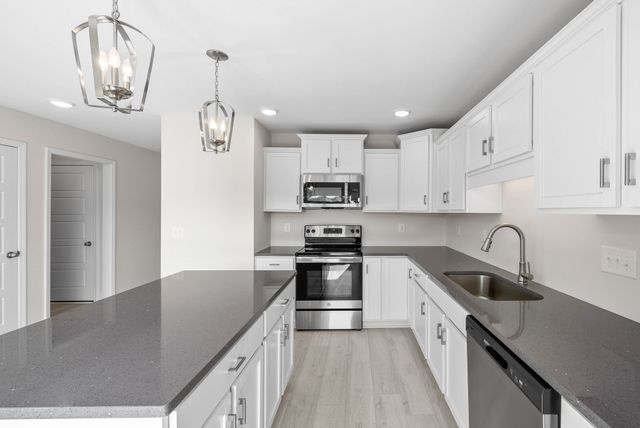 2673 Brewster Dr, Clarksville, TN 37042