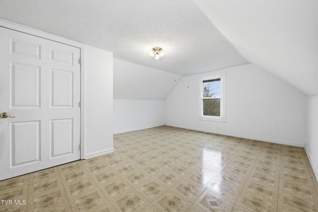 355 Jay Fanning Road, Afton, TN 37616