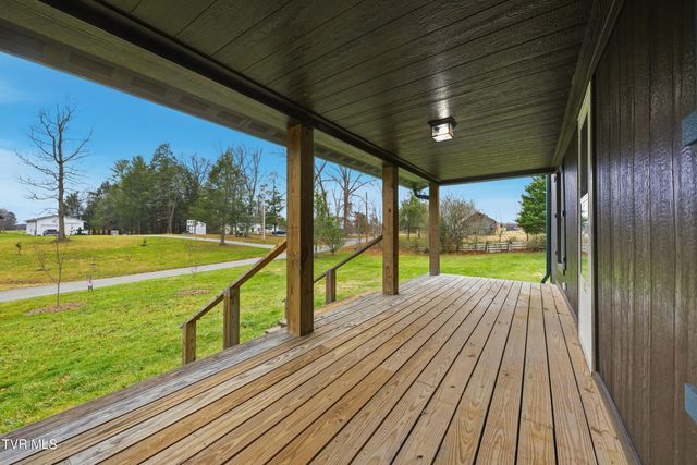 355 Jay Fanning Road, Afton, TN 37616