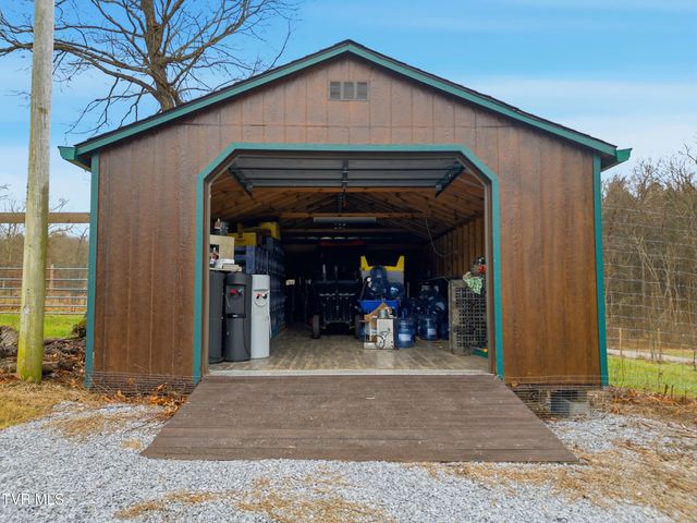 355 Jay Fanning Road, Afton, TN 37616