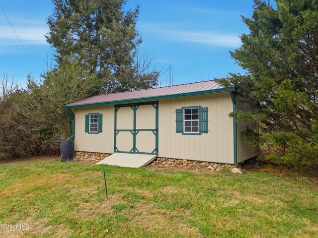 355 Jay Fanning Road, Afton, TN 37616