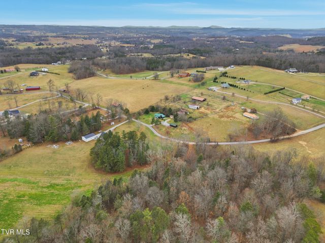 355 Jay Fanning Road, Afton, TN 37616
