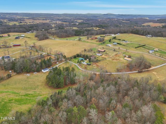 355 Jay Fanning Road, Afton, TN 37616