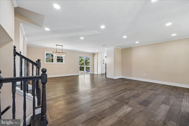 24321 LOG HOUSE RD, Gaithersburg, MD 20882