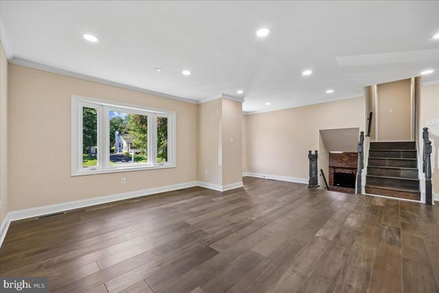 24321 LOG HOUSE RD, Gaithersburg, MD 20882