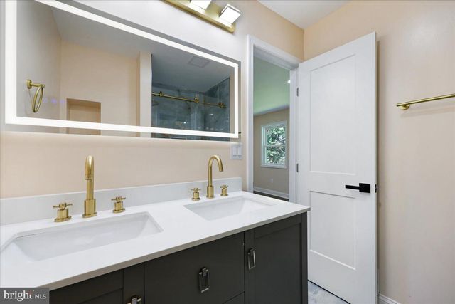 24321 LOG HOUSE RD, Gaithersburg, MD 20882