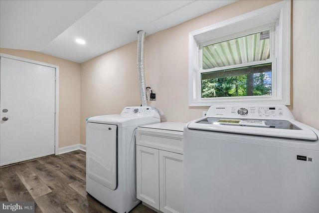 24321 LOG HOUSE RD, Gaithersburg, MD 20882