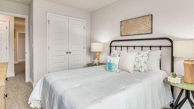 2479 Cliff Hollow Circle, Gulf Breeze, FL 32563