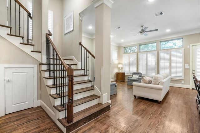 8201 Cabernet Lane, Houston, TX 77055