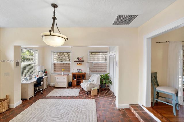 1517 Adams Street, Hollywood, FL 33020