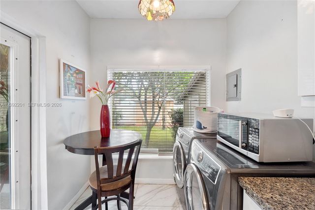 1517 Adams Street, Hollywood, FL 33020